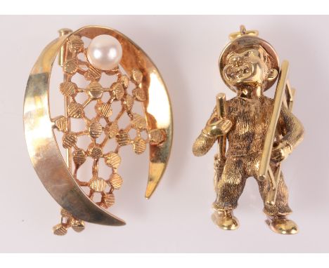 A 9ct gold chimney sweep charm, a pearl set gold brooch, 12.5g.