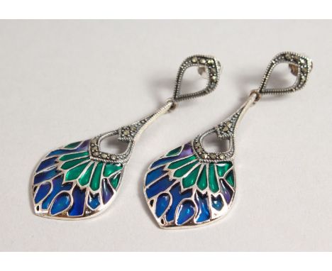 A PAIR OF SILVER AND PLIQUE ENAMEL DROP EARRINGS.