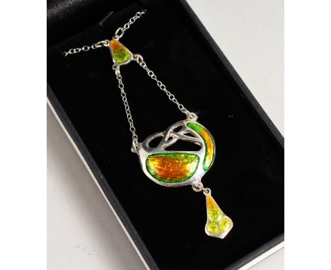A SILVER AND ENAMEL ART NOUVEAU PENDANT AND CHAIN.