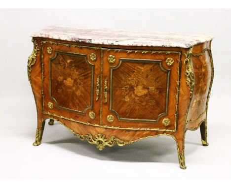 A SUPERB 19TH CENTURY LOUIS XVITH STYLE KINGWOOD AND MARQUETRY TWO DOOR SERPENTINE COMMODE with marble top, the doors and sid