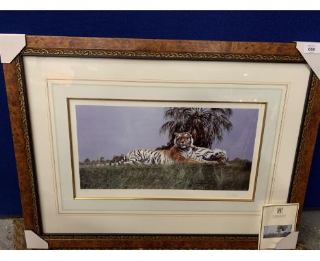 A SPENCER HODGE FRAMED PRINT 'TIGERS' LIMITED EDITION 405/500 WHOLESALE PRICE £160 