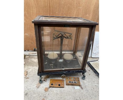 A SET OF VINTAGE SCALES AND WEIGHTS 
