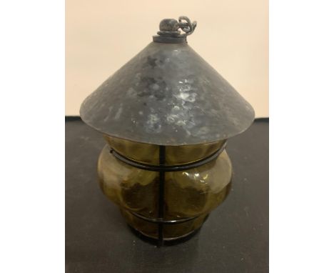 A RETRO COLOURED GLASS AND METAL PORCH LIGHT TO INCLUDE A HANGING CHAIN 