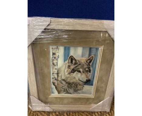 A SUSAN BAXTER FRAMED PRINT 'A SILENT SENTRY' WOLF WHOLESALE PRICE £90 