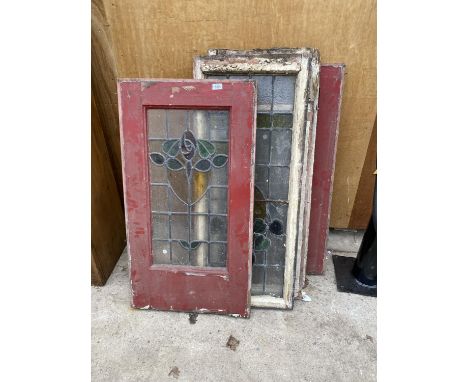AN ASSORTMENT OF VINTAGE WOODEN FRAMED STAINED GLASS WINDOWS 
