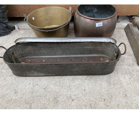 THREE ITEMS TO INCLUDE A VINTAGE JAM PAN, A COPPER POT AND A FURTHER LIDDED TROUGH 