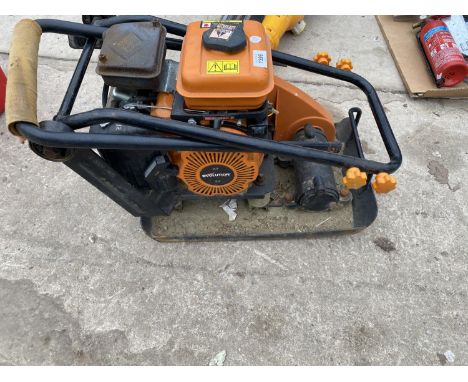 AN EVOLUTION PETROL ENGINE WACKER PLATE 