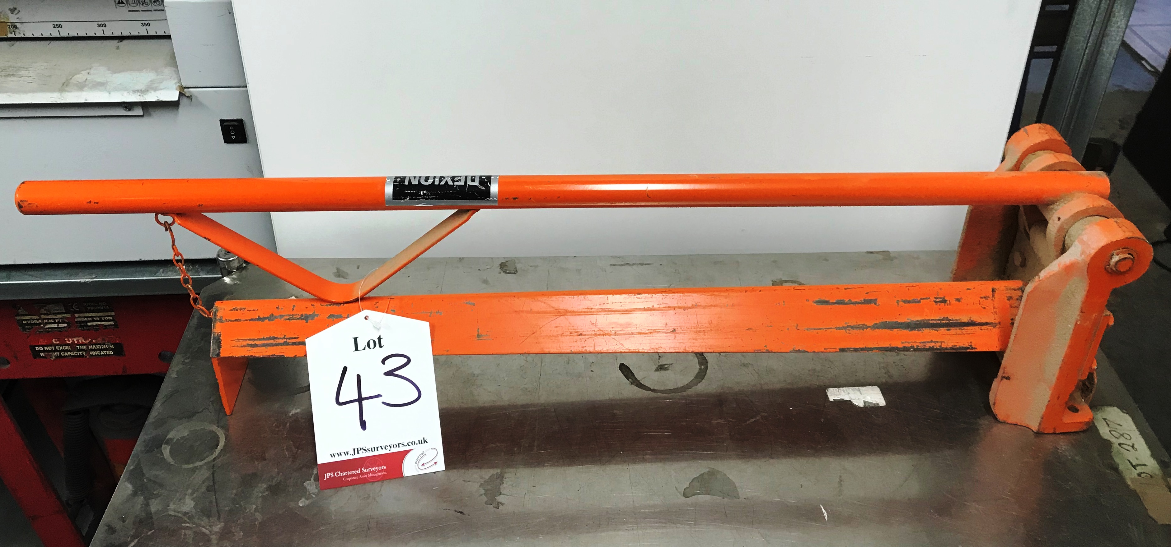 Dexion Mark 5 angle cutterThis lot is suitable for the following