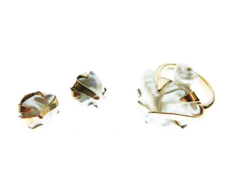 Baroque pearl ring and earring set, the ring with makers mark of 'HPHB' only, size L½ approx, 10g gross approx (pearls untest