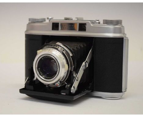 Agfa Super Isolette folding rangefinder camera with Agfa Solinar 1:3,5/ 75 lens, with outer case