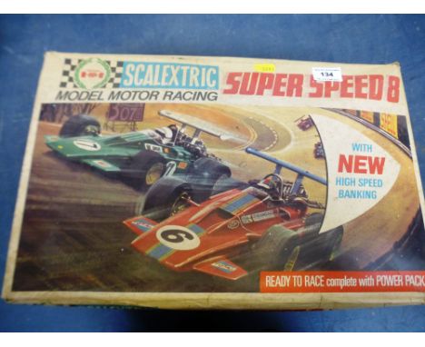BOXED SCALEXTRIC SUPER SPEED 8 SET
