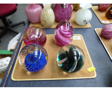 4 ASSORTED PAPERWEIGHTS INCLUDING CAITHNESS