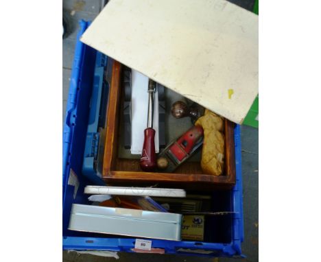 BOX OF ASSORTED MODELLING TOOLS AND ACCESSORIES INCLUDING 60 PIECE ROTARY TOOL KIT, PLANE, BRUSHES ETC