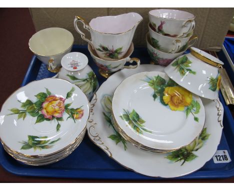 A Paragon Harry Wheatcroft Tea Service, of twenty one pieces.