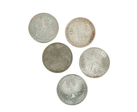 BRD Top 5 - 5 x 5 DM  Gedenkmünzen 1952 - 1964 Davon 1 x 5 Mark 'Germanisches Museum', 1952 D, ss-vz mit Rf. und wz. Kratzer;