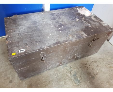 WOODEN TOOL TRUNK 