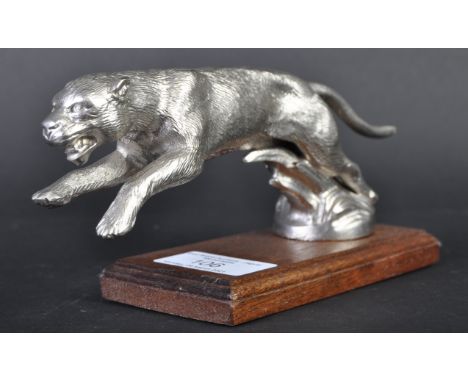 A scarce original vintage c1940s Le Jeune made leaping Jaguar car radiator mascot. Very similar in style to that of Jaguar, t