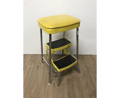 VINTAGE STEP STOOL