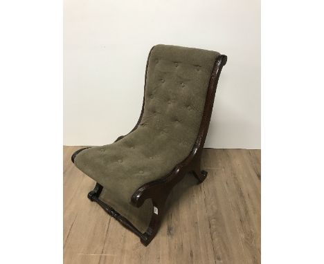 VINTAGE BUTTON BACK NURSING CHAIR