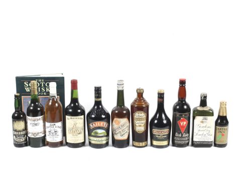 A mixed collection of 11 bottles of alcohol. Including VP Rich Ruby Port, 75cl, no less than 30% vol, Gordons Gin, 35cl, 70 p