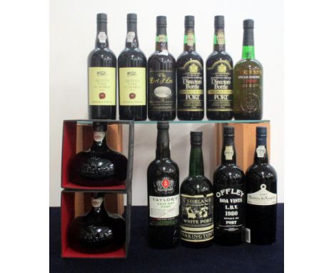 2 bts Quinta Vale D. Maria NV Lote N° 16 Reserva 1 bt The Port Of Leith Finest Vintage Character Port NV produced and bottled