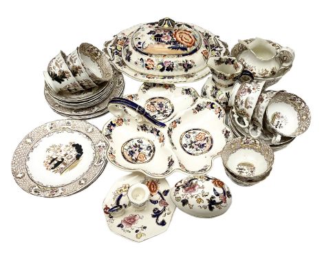 Masons Mandalay pattern ceramics, to include candlestick holder, jug, covered tureen, egg shaped trinket dish, and other simi