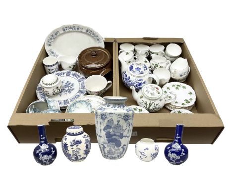 Chinese blue and white vase of baluster form decorated with lotus flowers, together with pair of Japanese vases with blossomi