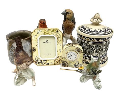 Four Goebel figures of birds, to include Robin and Firecrest, Marzi &amp; Remy MR Germany stoneware lidded jar 'Dit is die Sc