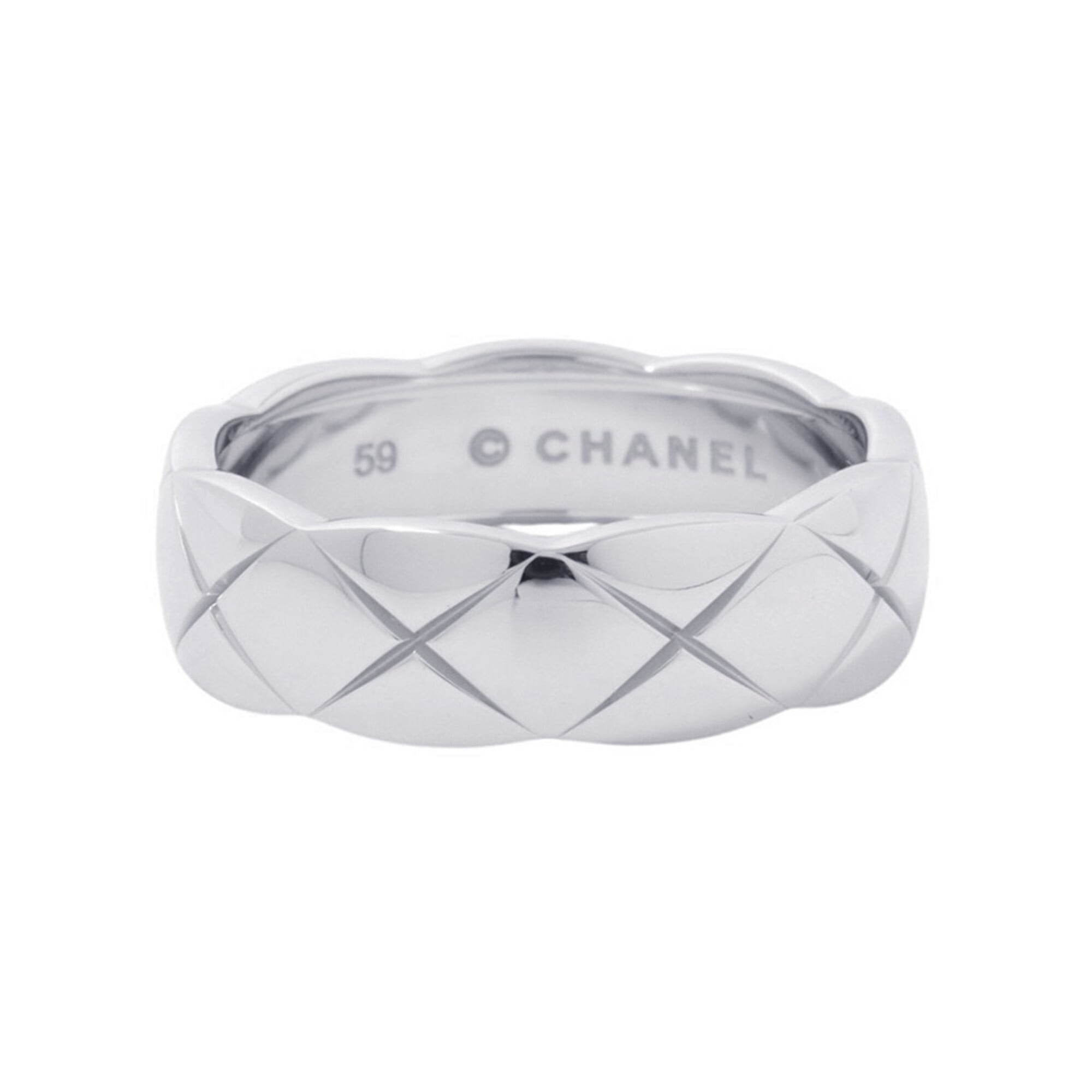 Chanel Coco Crush Collection Medium Ring, 18K White Gold, Size 59, J10570. (CHANEL ring)
