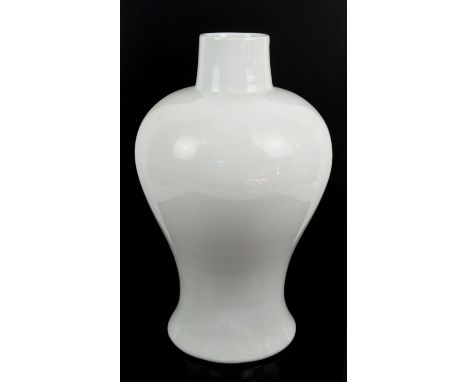 A large white monochrome Chinese Meiping ceramic vase, early 20th century, 50cm high