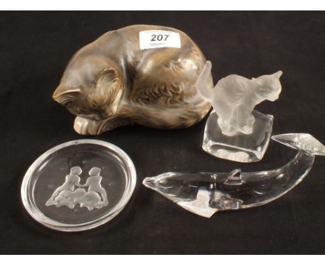 A Baccarat glass dolphin, length 5", Nachtmann glass cat paperweight, Goebel sleeping cat and a Val St Lambert glass pin dish