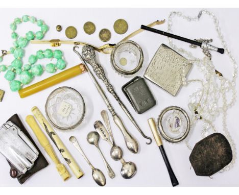 A mixed lot to include jade colour beads, two early 20th Century ivory cheroot holders, three silver spoons, brass weights et