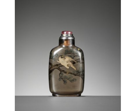 AN INSIDE-PAINTED 'HAWK AND MOON' SMOKY CRYSTAL SNUFF BOTTLE, BY YE ZHONGSAN, DATED 1935 1935年葉仲三内畫“月下松鷹”煙晶鼻烟壺China, the bott