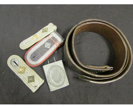 German items inc Leather Army belt, a Luftwaffe Belt buckle, and two pairs of epaulettes