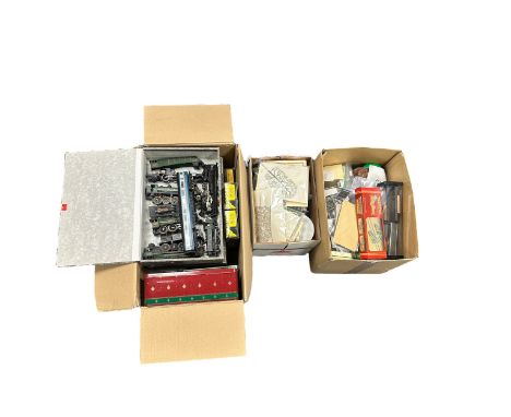 Model railway accumulation, OO and N gauge, with locomotive body and chassis spares, brass etching kits, N gauge track, sceni