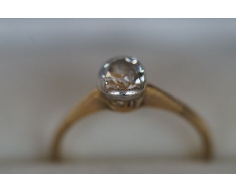 18ct Gold Ring set with Solitaire Diamond, Unmarked but has been tested (Boxed)