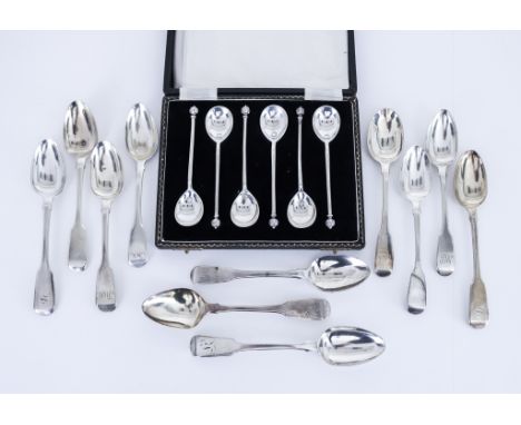 A Set of Six Elizabeth II Silver Coffee Spoons and a Selection of Mixed Flatware, the coffee spoons by William Suckling Ltd, 