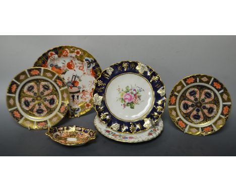 A Royal Crown Derby Imari palette plate, c.1900; an 1128 shaped circular plate, 18cm diam; another similar; a 2451 trinket di