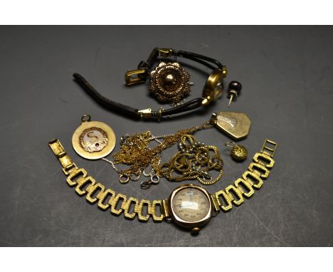 Jewellery - a 9ct gold a palladium Art Deco locket pendant;  a Singer Sewing Machine 10 ct gold and enamelled disc pendant, a