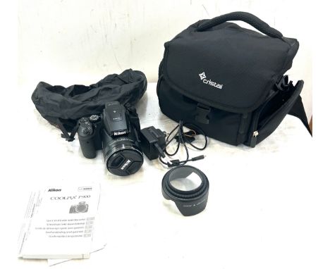 Nikon Coolpix P900 black camera including battery, carry bag, charger and instruction manual, untested