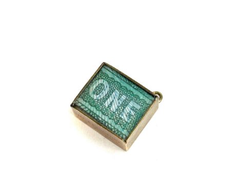 9ct gold vintage 1 pound note charm, approxiamte total weight 2.7g