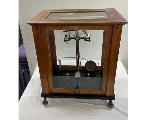 Cased vintage balance scales ' Philip Harris &amp; Co LTD Birmingham'  measures approx 19.5 inches tall by 17 wide and 11 dee