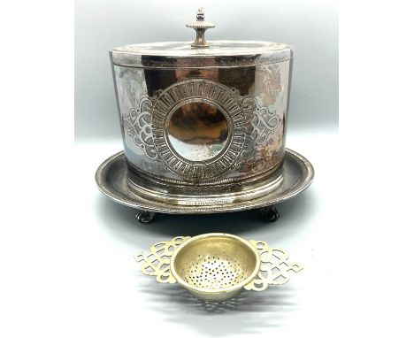 Silver plated tea caddy with strainer 
