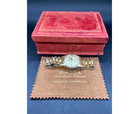 An Omega Constellation Calendar Automatic Chronometer watch in original vintage box 