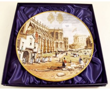 A Royal Worcester porcelain plate to commemorate 500th Anniversary St Georges Chapel - boxed 195/500