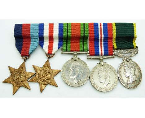 British Army WWII medals comprising 1939/1945 Star, France &amp; Germany Star, Defence Medal, War Medal and Territorial&nbsp;