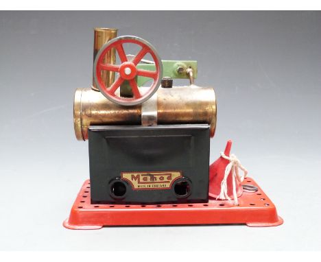 Mamod stationary live steam engine with single cylinder and Meccano style base.&nbsp;