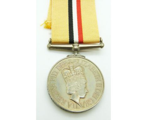 British Army Iraq Medal named to 25167921 Craftsman L A Walker, REME, with box