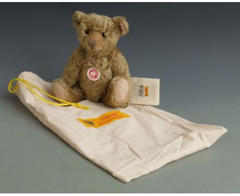 Steiff Teddy bear Classic with blonde mohair, 28cm tall, limited edition 2974, in original bag.&nbsp;