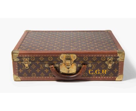 Louis Vuitton, Koffer "Bisten 50"1.Hälfte 20.Jh. Hartschalenkoffer aus Monogram Canvas. Messingbeschläge. Tragegriff aus Lede